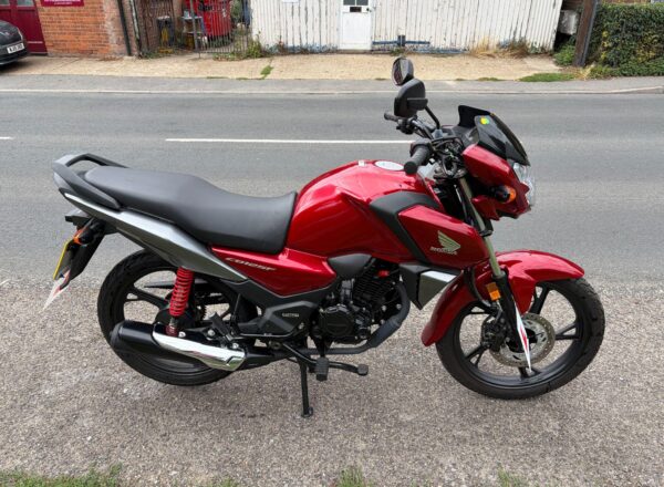 2021 Honda CB125F