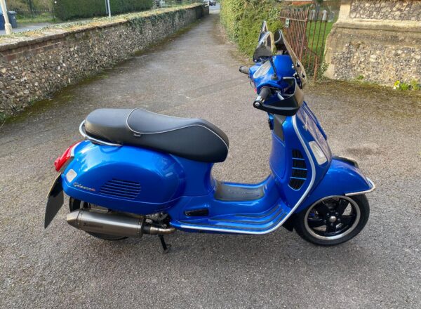 2015 Piaggio Vespa GTS